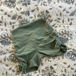 lululemon Align Ruched Short 4"